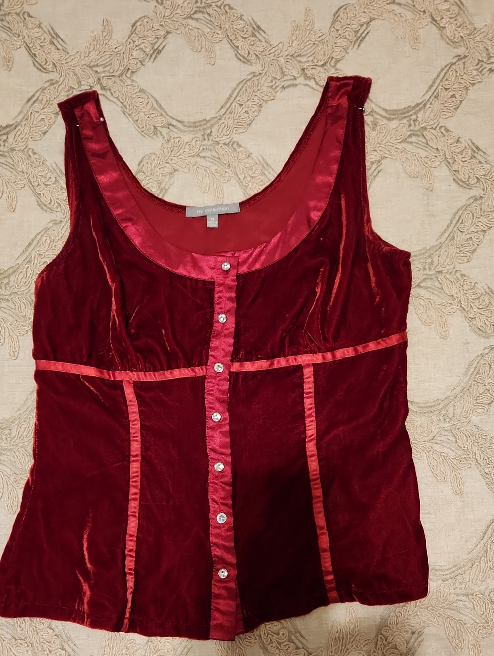 NY Collection Velvet Button-Front Camisole in Deep Red